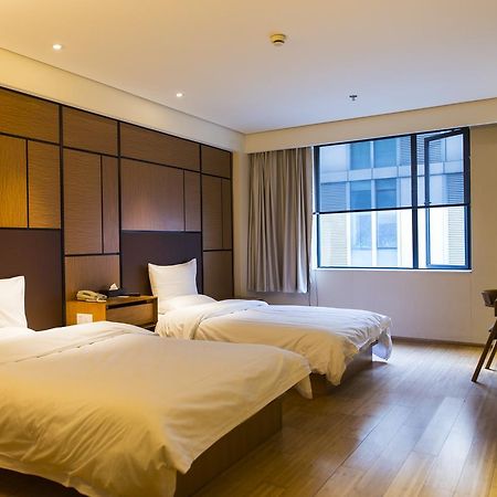 Ji Hotel Shanghai Hongqiao Airport Huqingping Highway Exterior photo