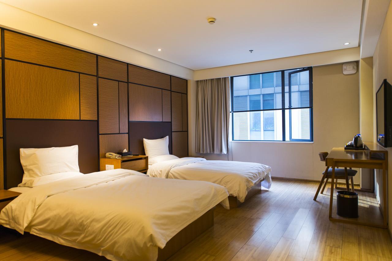 Ji Hotel Shanghai Hongqiao Airport Huqingping Highway Exterior photo