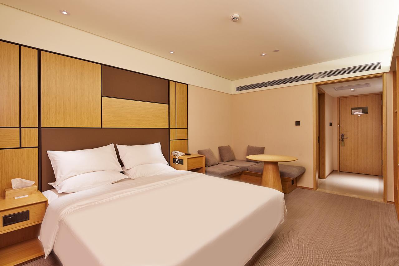 Ji Hotel Shanghai Hongqiao Airport Huqingping Highway Exterior photo