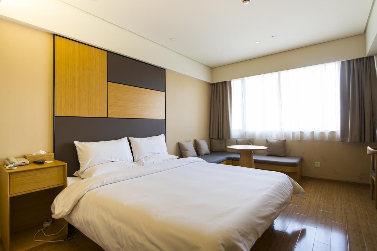 Ji Hotel Shanghai Hongqiao Airport Huqingping Highway Exterior photo