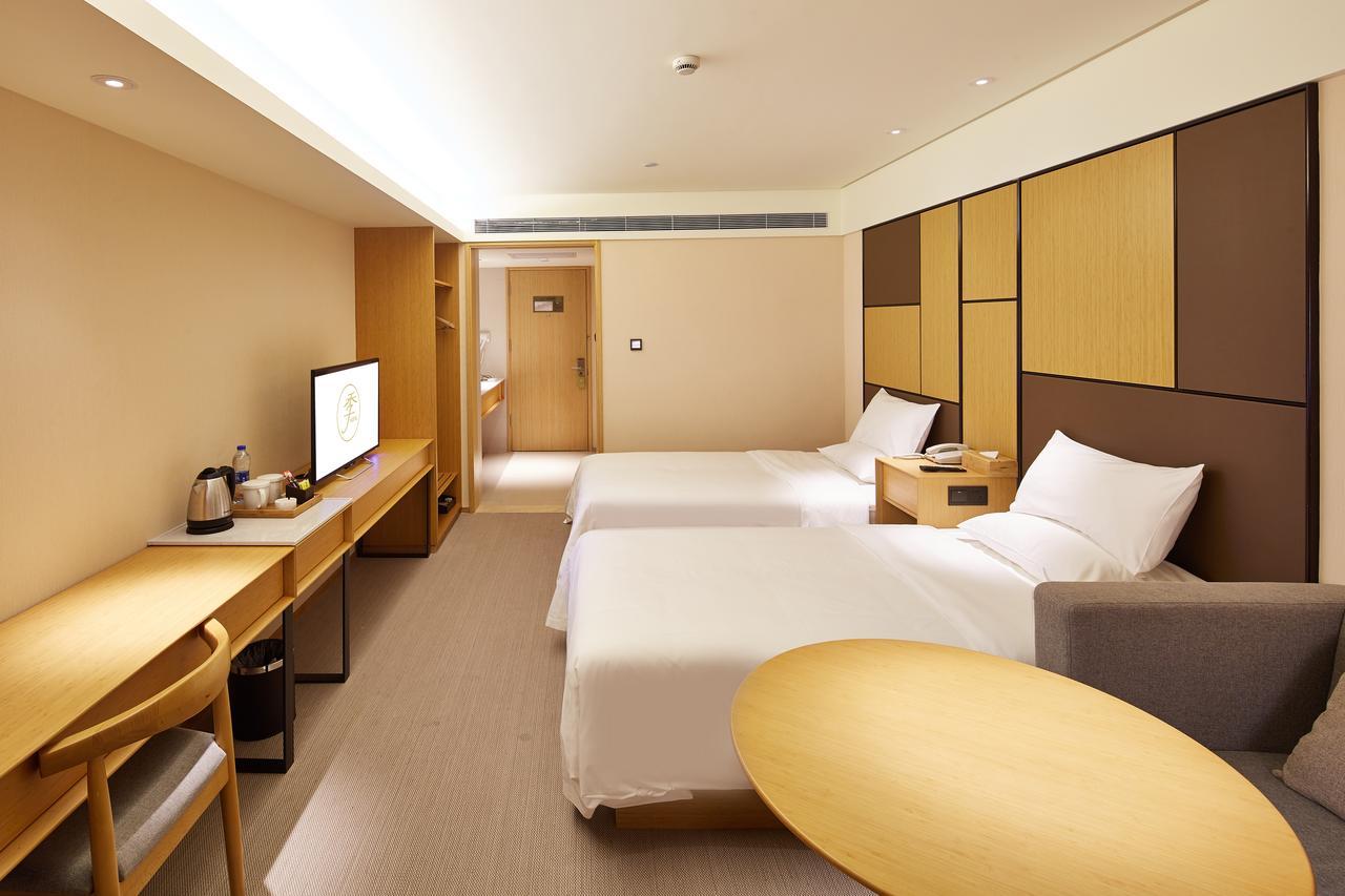 Ji Hotel Shanghai Hongqiao Airport Huqingping Highway Exterior photo