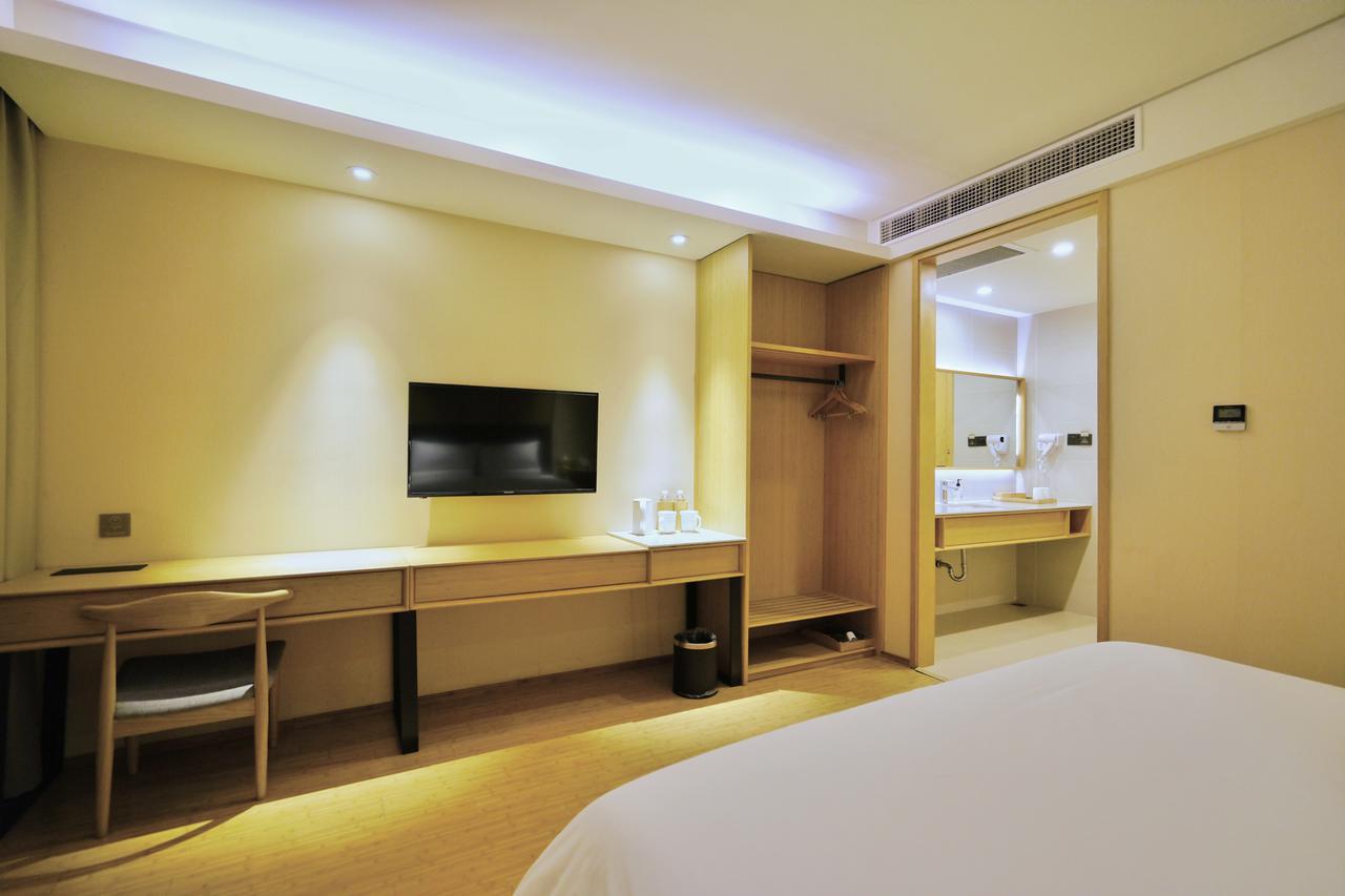 Ji Hotel Shanghai Hongqiao Airport Huqingping Highway Exterior photo
