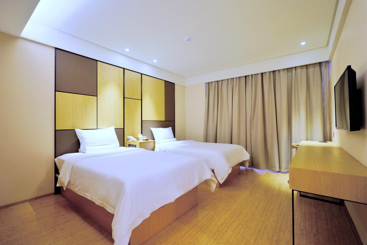 Ji Hotel Shanghai Hongqiao Airport Huqingping Highway Exterior photo