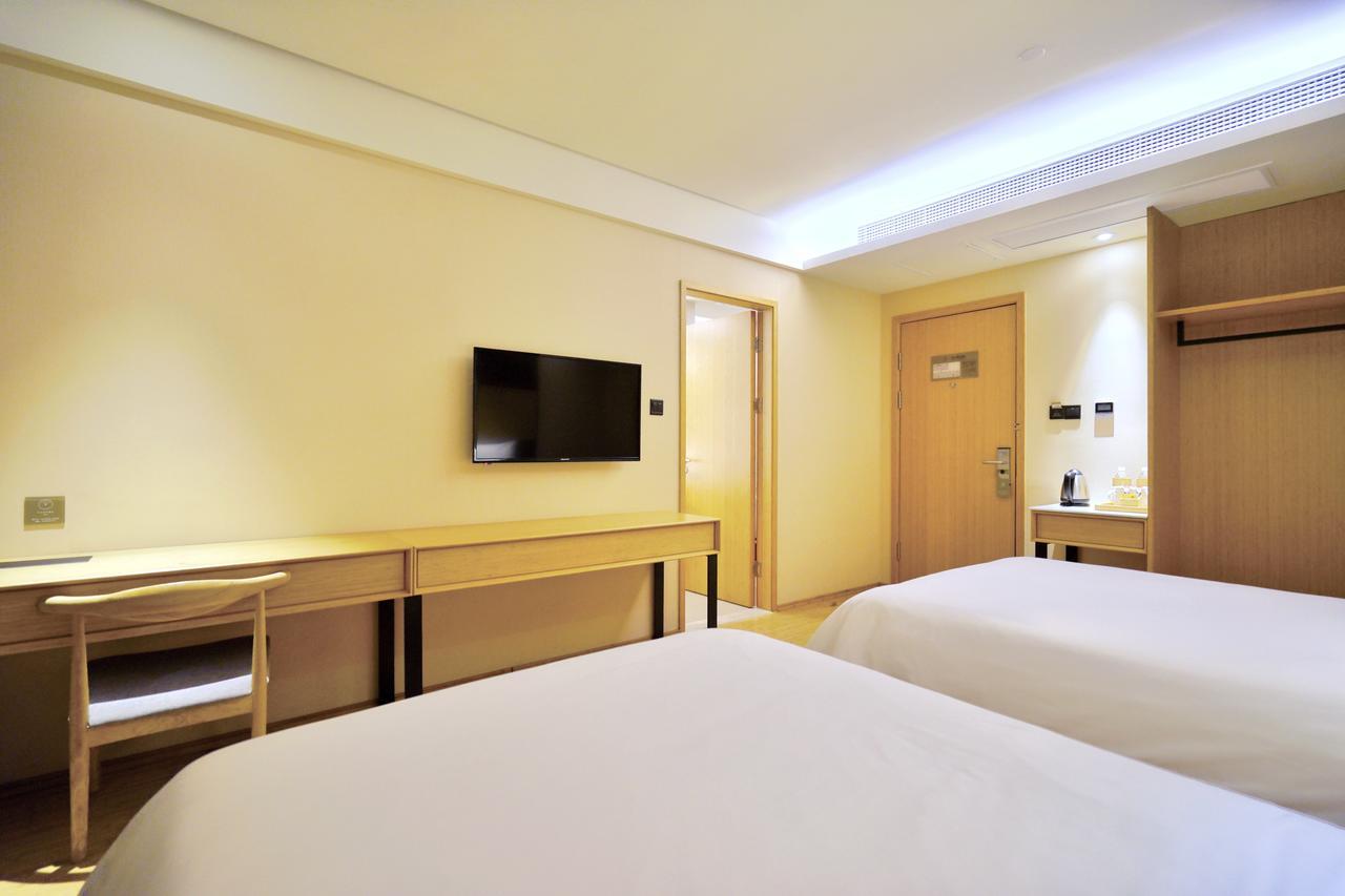 Ji Hotel Shanghai Hongqiao Airport Huqingping Highway Exterior photo