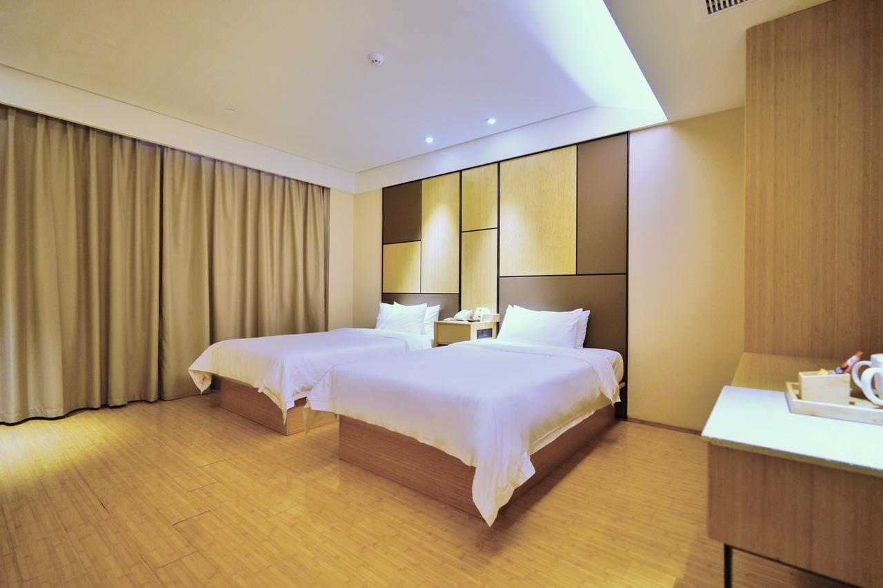 Ji Hotel Shanghai Hongqiao Airport Huqingping Highway Exterior photo